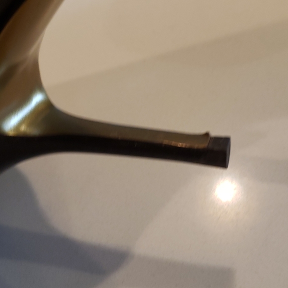 Dark Brown Leather Dolce and Gabbana Pumps sz 7 - Picture 7 of 10